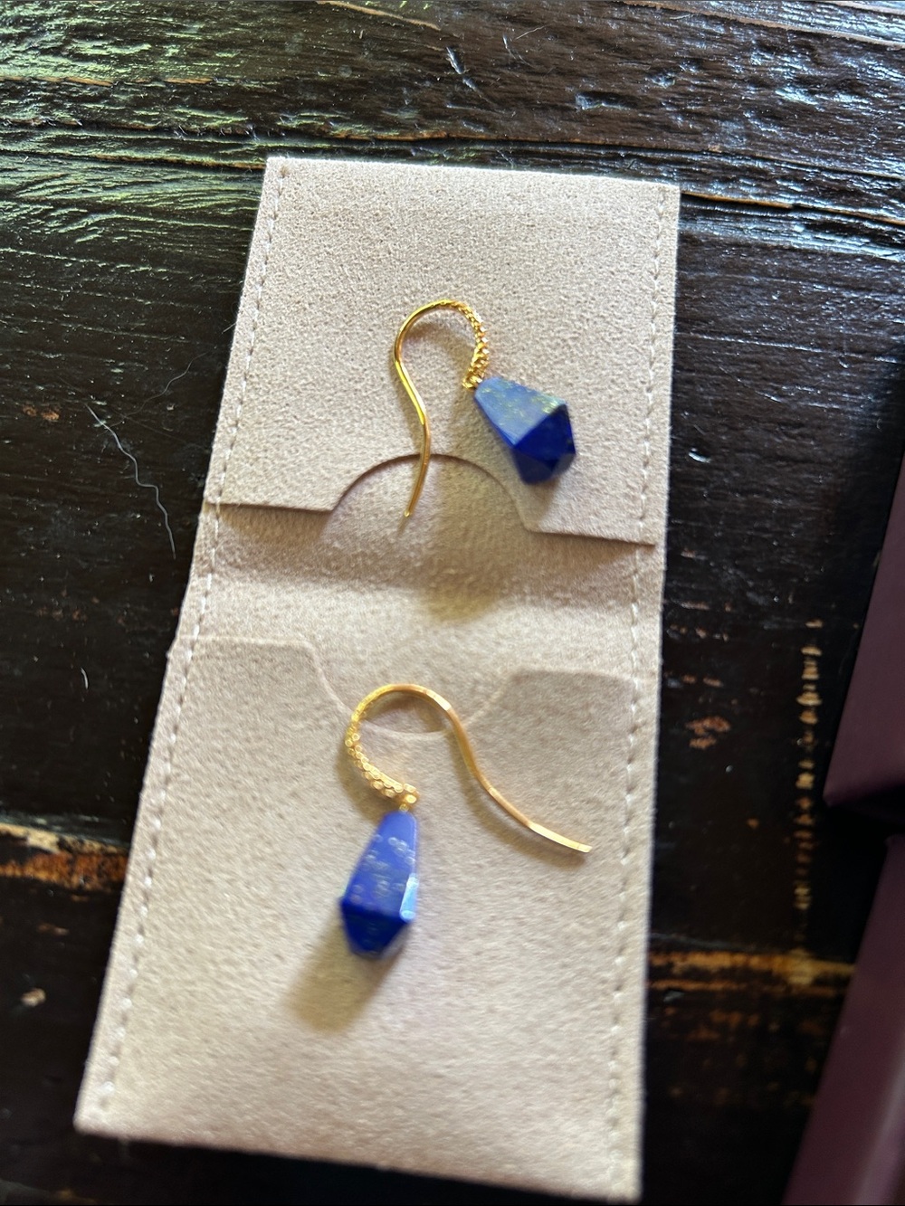 NEW MONICA VINADER Geometric Gemstone Wire Earrings
18k Gold Vermeil & Lapis